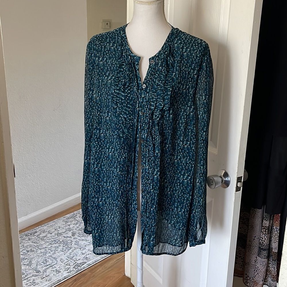 L.K. Bennett Blouse. - Picture 3 of 7